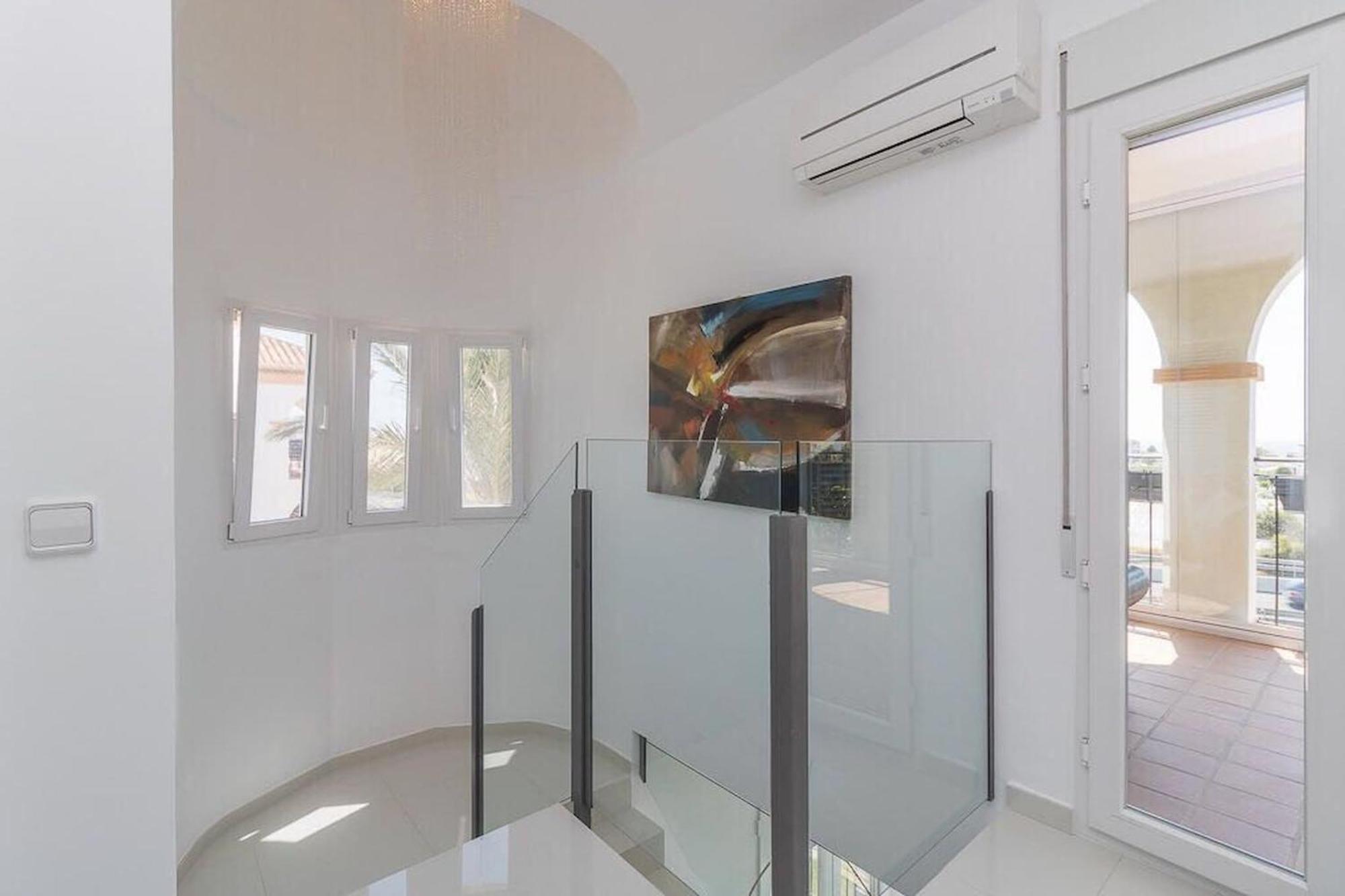Perla By The Sea Villa Аликанте Екстериор снимка